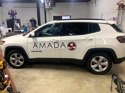 Vehicle Graphics Photo